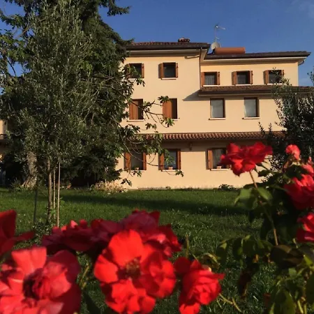 Miro Oda ve Kahvaltı Pieve di Soligo
